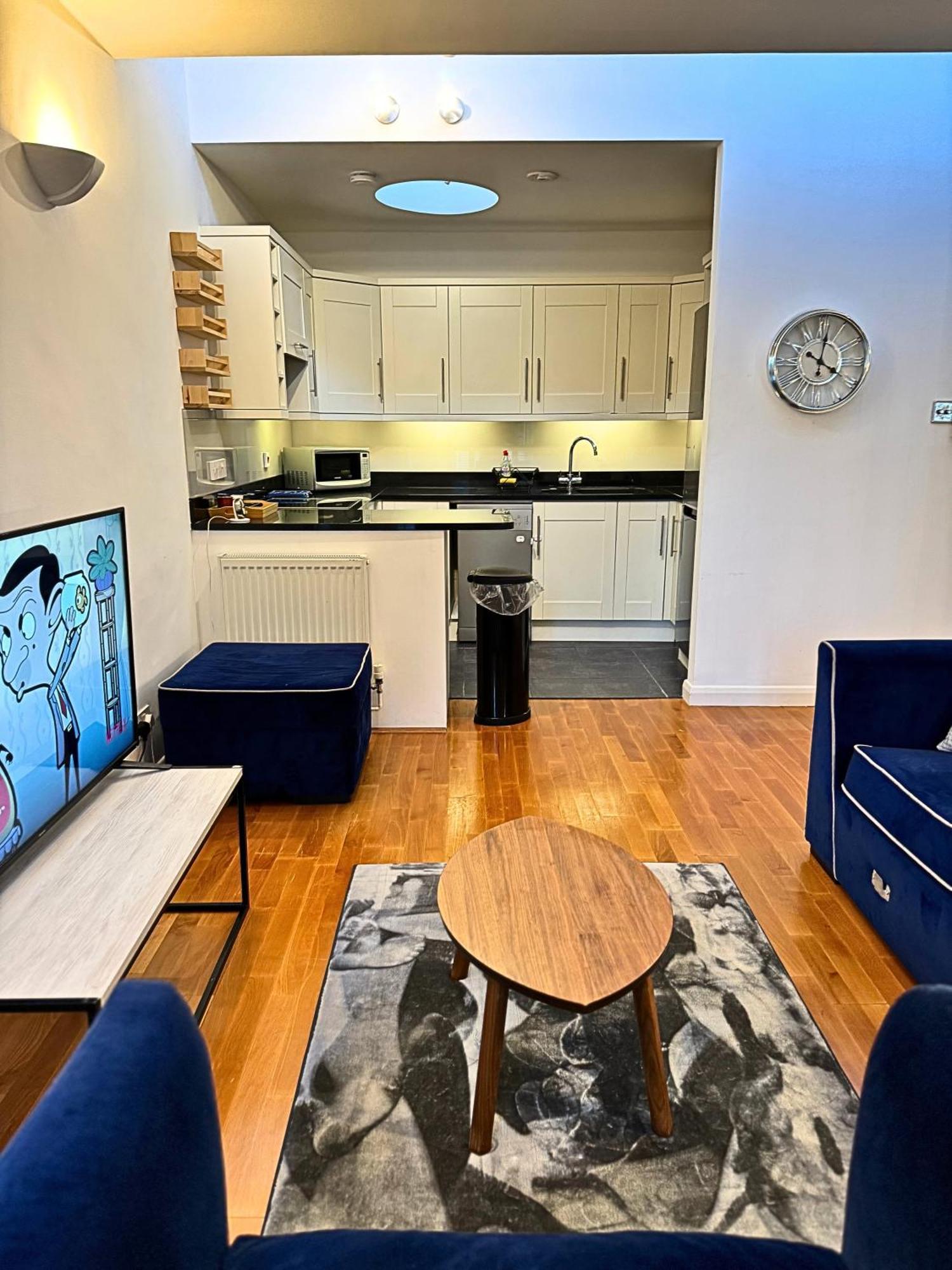 The Heart Of Kensington Mews - 3 Bedrooms House-Private Entrance-Hyde Park Walk Away-Green Park 9 Minutes Underground- The Best Of London With Glamour Of Kensington Kültér fotó